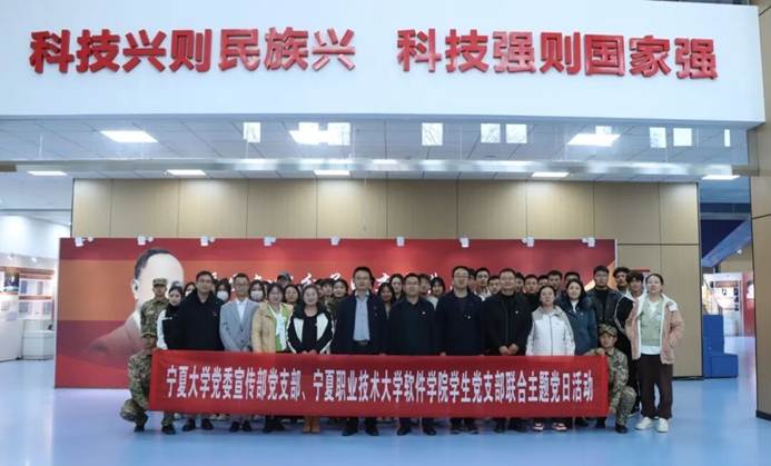 蓝色的店铺招牌 AI 生成的内容可能不正确。